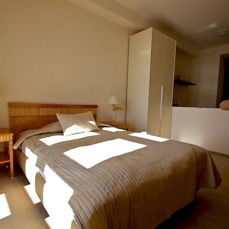 Miramare Apartments&suites 4*