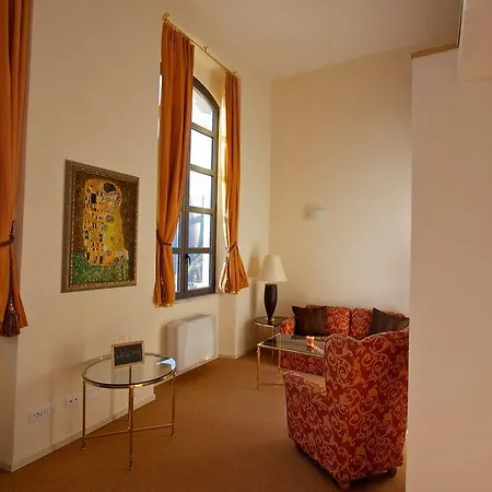 Miramare Apartments&suites 4*