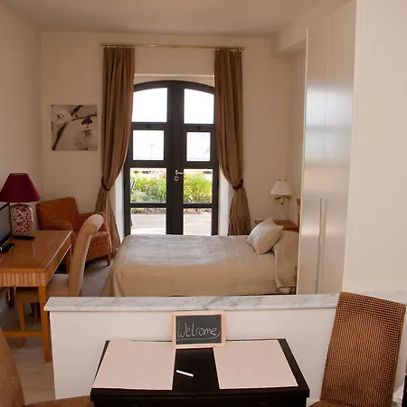 Miramare Apartments&suites