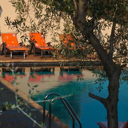 Hotel apartamentowy Miramare Apartments&suites La Spezia