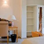 Miramare Apartments&suites Aparthotel 4*