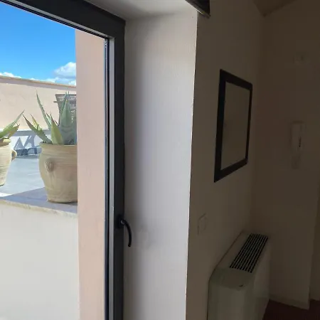 Апарт-готель Miramare Apartments&suites 3*