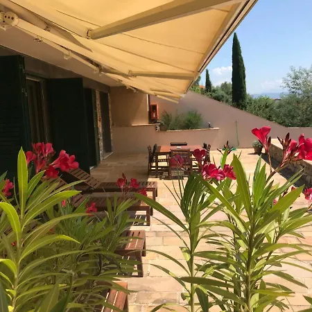 Aparthotel Miramare Apartments&suites La Spezia