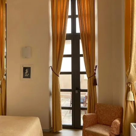 Miramare Apartments&suites 3* Ла-Спеція