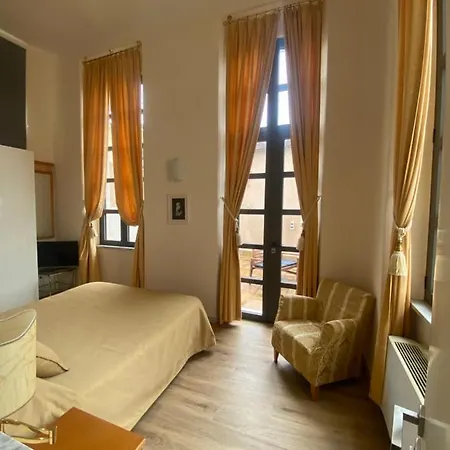 Апарт-готель Miramare Apartments&suites 3*
