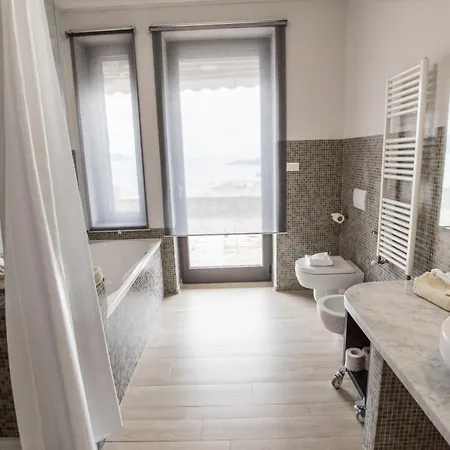 Lejlighedshotel Miramare Apartments&suites