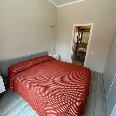 Miramare Apartments&suites Апарт-готель Ла-Спеція