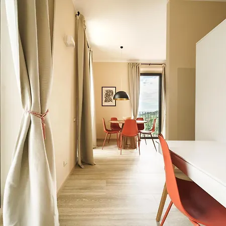 Miramare Apartments&suites アパートホテル 4*