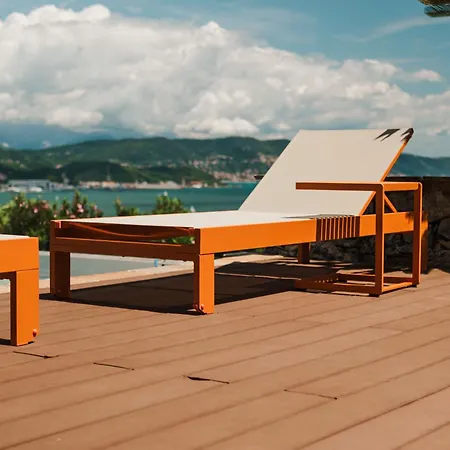 Miramare Apartments&suites La Spezia