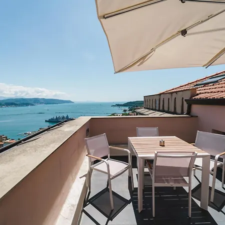 Miramare Apartments&suites 4* ラ・スペツィア