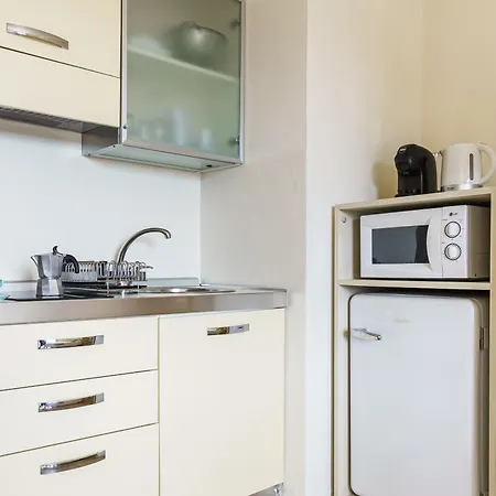 Aparthotel Miramare Apartments&suites