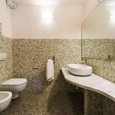 Miramare Apartments&suites ラ・スペツィア