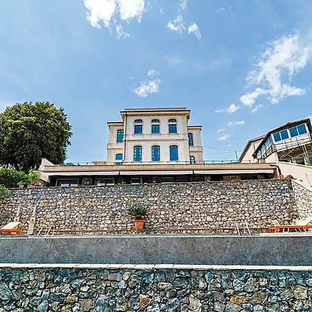 Miramare Apartments&suites Aparthotel La Spezia