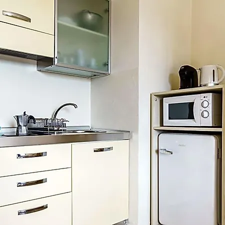Miramare Apartments&suites