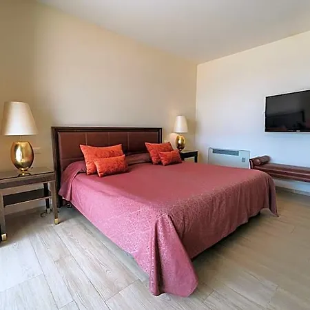 Miramare Apartments&suites