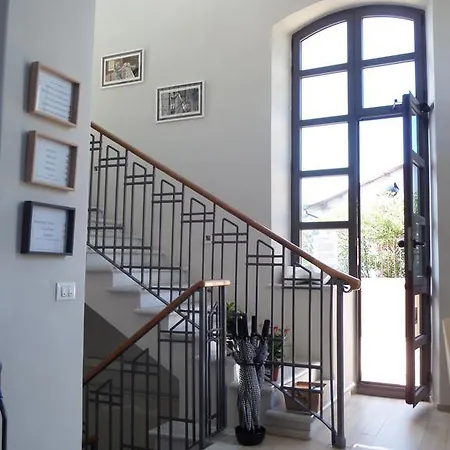 Miramare Apartments&suites Апарт-готель Ла-Спеція