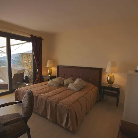 Miramare Apartments&suites Апарт-готель Ла-Спеція