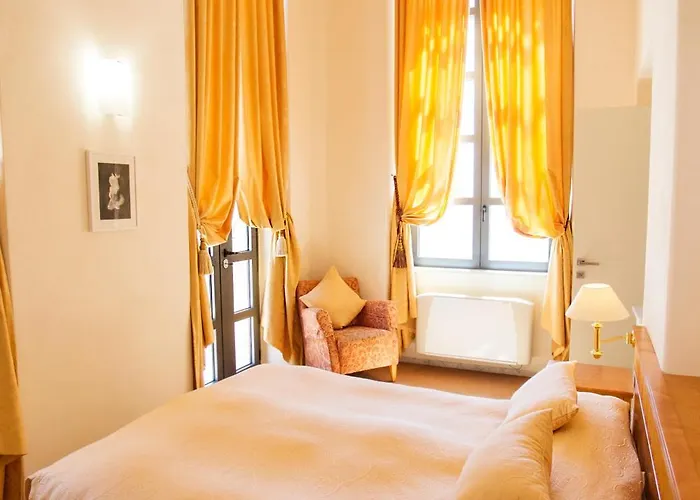 Miramare Apartments&suites Aparthotel 4*